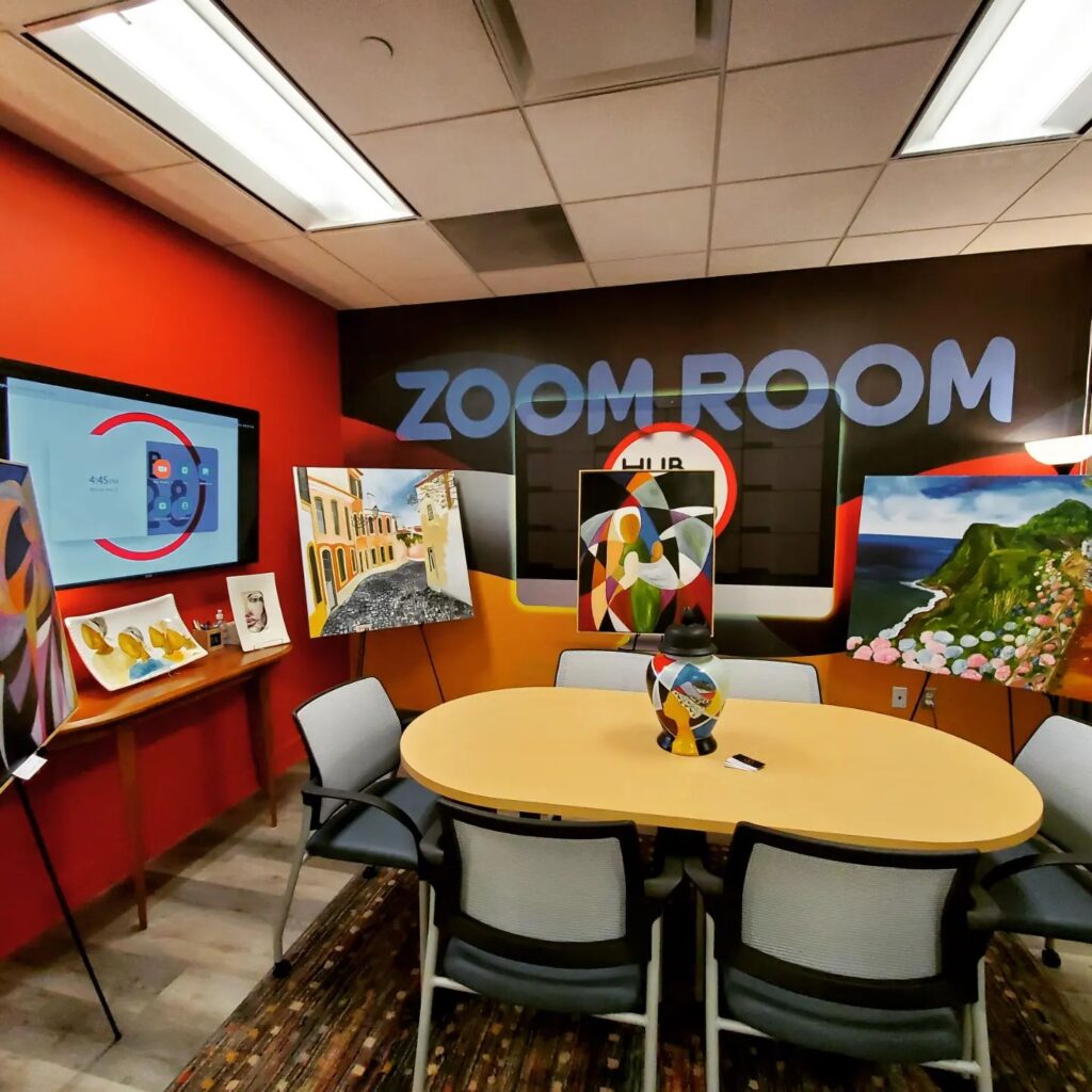 Discovery Language HUB128 Zoom Room